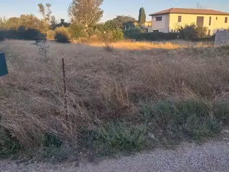 terrain en cours de viabilisation
