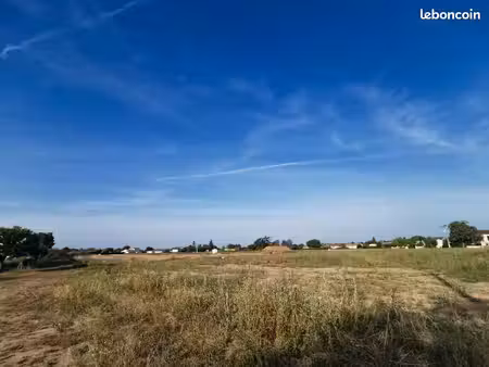 terrain 1 029 m² brens