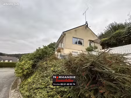 maison 6 pièces 104 m²