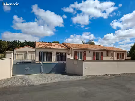 maison 6 pièces 159 m²