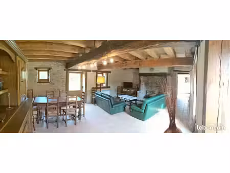 maison jumelée dans une ferme acadienne