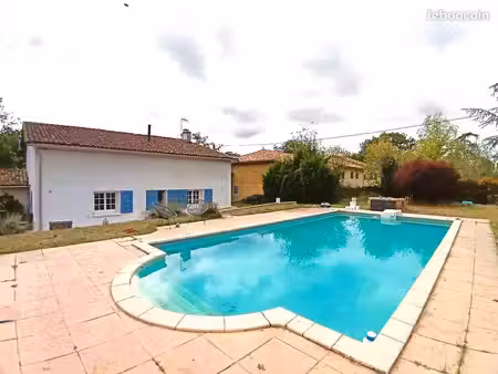 maison 7 pièces 198 m²