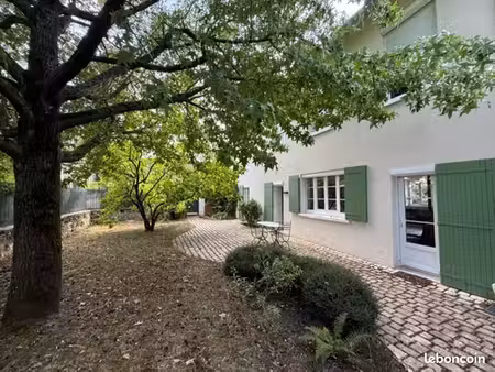 maison 7 pièces 159 m²