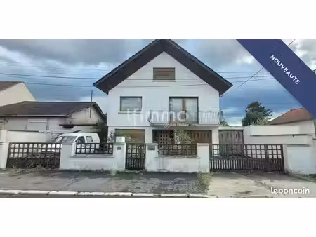 maison 5 pièces 126 m²