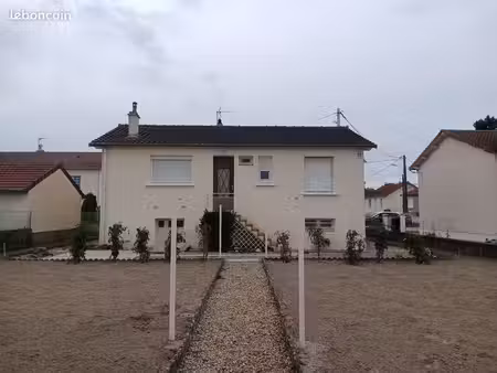 maison 70 m² à rénover – sous-sol complet de 70 m² – terrain 500 m² – châtellerault