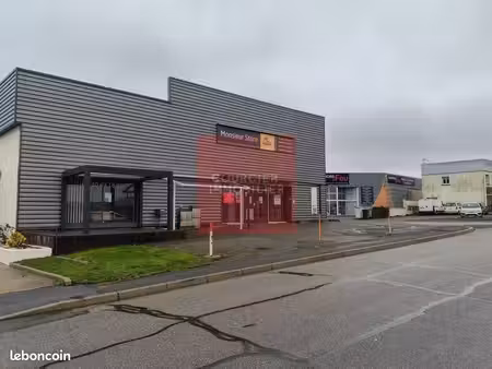 local commercial 320 m² coignières