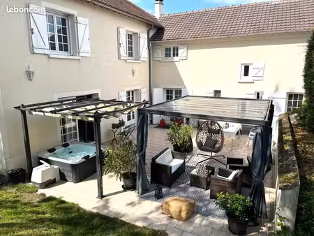 maison de caractère – 180 m² – 5 chambres – terrain 1 900 m² à 15 min de meaux et de saint