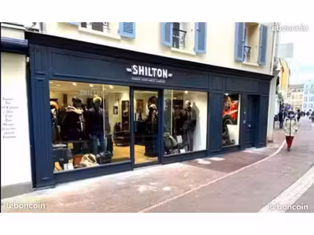 magnifique boutique en plein centre ville