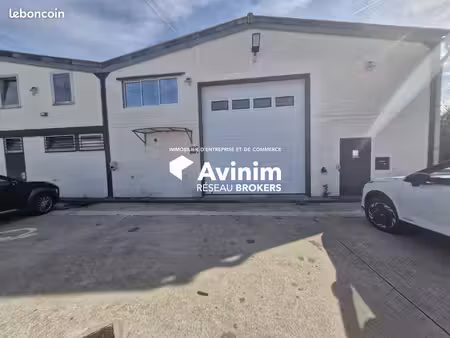 local 500 m² le pin