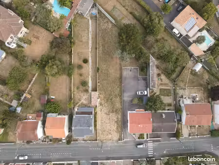 terrain constructible viabilisé de 838 m² – la roche-sur-yon