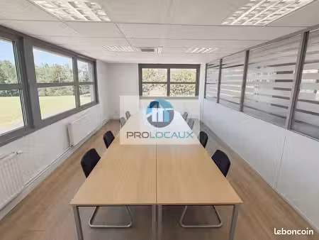 bureaux 223 m² dury