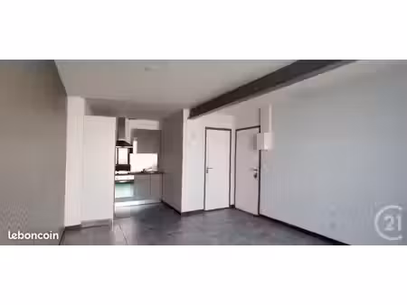 studio 1 pièce 25 m²