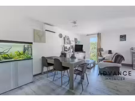 superbe t3 de 56m² avec terrasse sud-est et climatisation - env