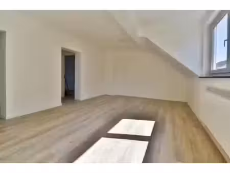appartement à louer à rue de wautier 25 laeken (vbe64392)