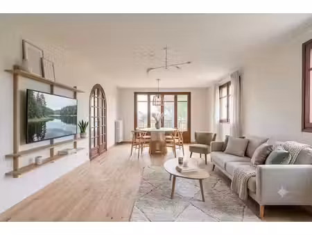 dremil - appartement de 100m² avec jardin  garage et parkings