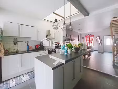 maison 3 pièces avec jardin - proche place de cysoing -