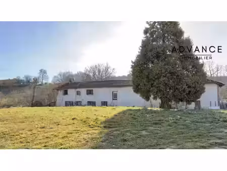 batisse 7 pièces de 198m2