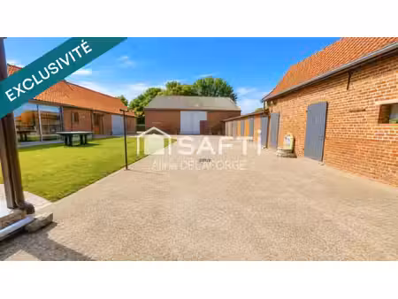 à vendre – propriété individuelle avec hangar et grandes dépendances à hestrus