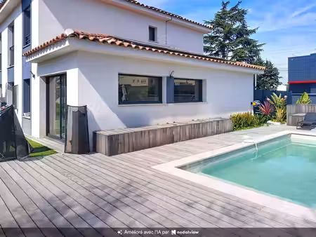 maison - 6 pièces - le pradet