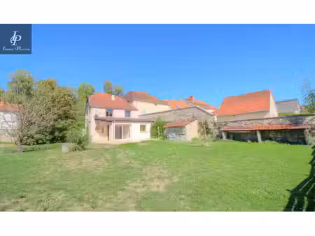 mirebeau-sur-beze - belle maison type 7 avec jardin a vendre