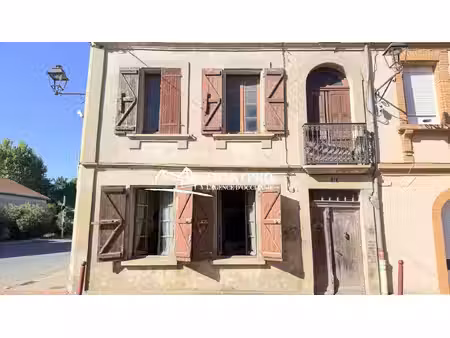 samatan centre maison au fort potentiel à révéler !