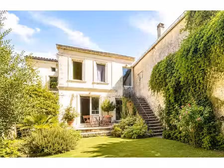 maison à vende à 35 mn de bordeaux et 20 mn de libourne
