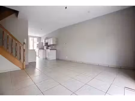 duplex à louer avec 2 chambres   péruwelz (vbe64448)