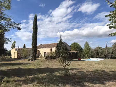 ancienne église templière rénovée avec piscine et 1 hectare