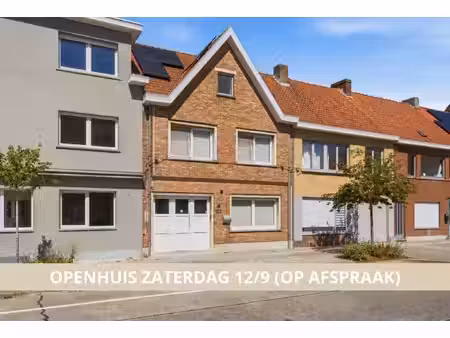 wij verkopen uw vastgoed  anders én beter!