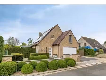 sfeervol  vrijstaand huis te koop in sijsele (damme)