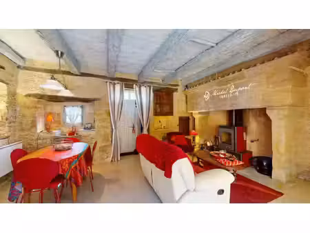 vente maison 4 pièces 250 m² meyrals (24220)