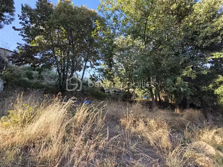 terrain de 872 m² à vals-les-bains