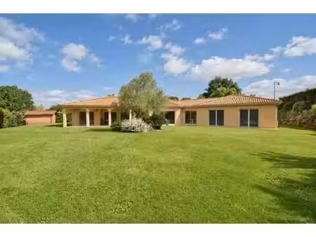 maison de luxe de 8 pièces en vente à cholet  pays de la loire