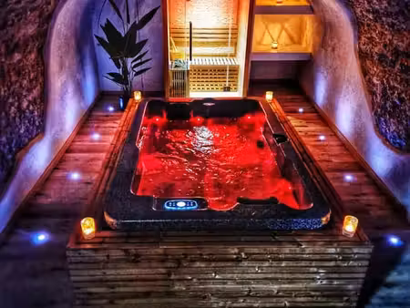 spa privatif en activité  clé sur porte