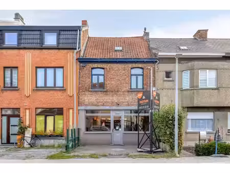 commerce avec appartement