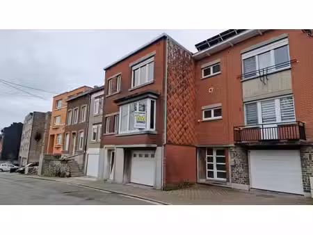 maison mitoyenne à rafraichir - peb c - 4400 ivoz