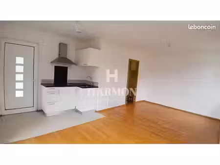 studio 1 pièce 25 m²