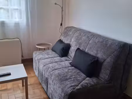 studio à l'annee