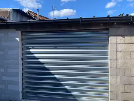 grand garage/box neuf de 22m2