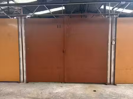 box de stockage - garde meuble - parking 24m2