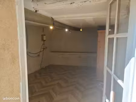 local de stockage privatif ~20m2