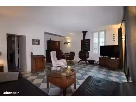maison f5 confortable avec garage et cour