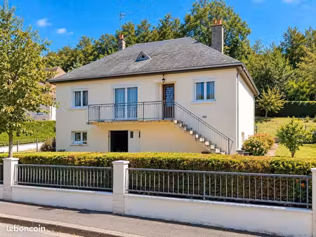 pavillon 103 m² – 3 chambres – sous-sol total – terrain 1 000 m² – proche vendôme