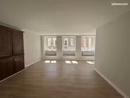 appartement 1 pièce 50 m²