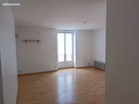 location appartement 3 pièces 105m2 le flèche