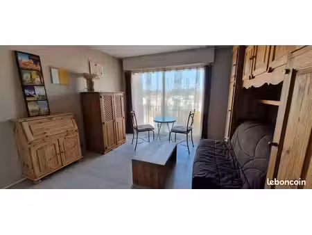 studio climatisé meublé 22m2 +balcon +parking nimes castanet