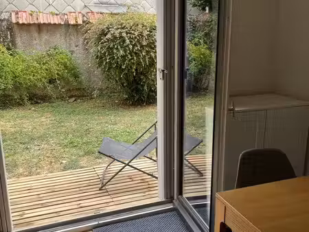 studio 23m remis à neuf - pau