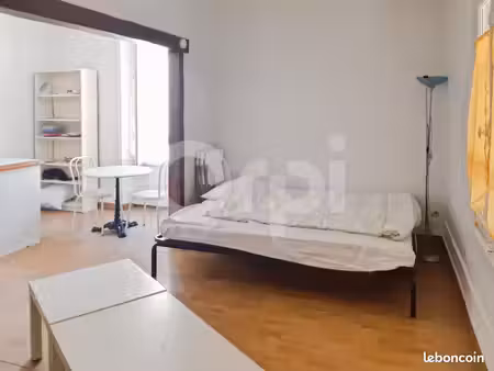 appartement 1 pièce 25 m²