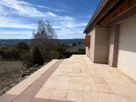 villa 3 pièces 70 m²