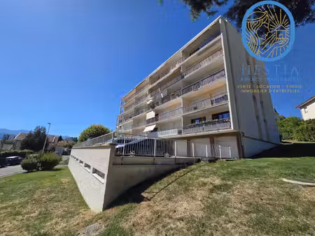 voiron 4p de 85 m2 avec vue
